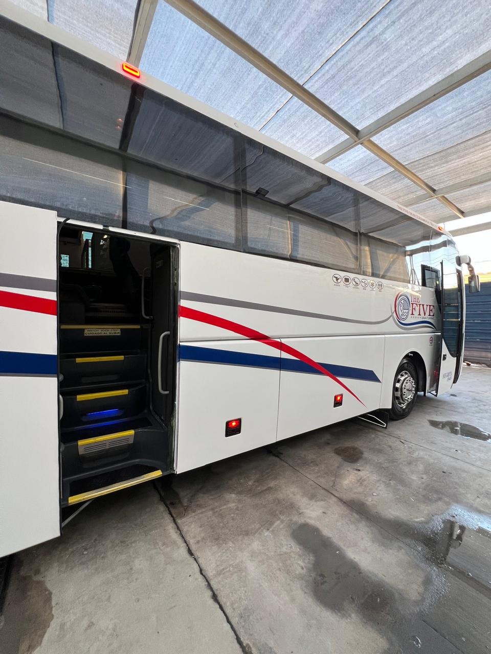 Flota de autobuses The Five